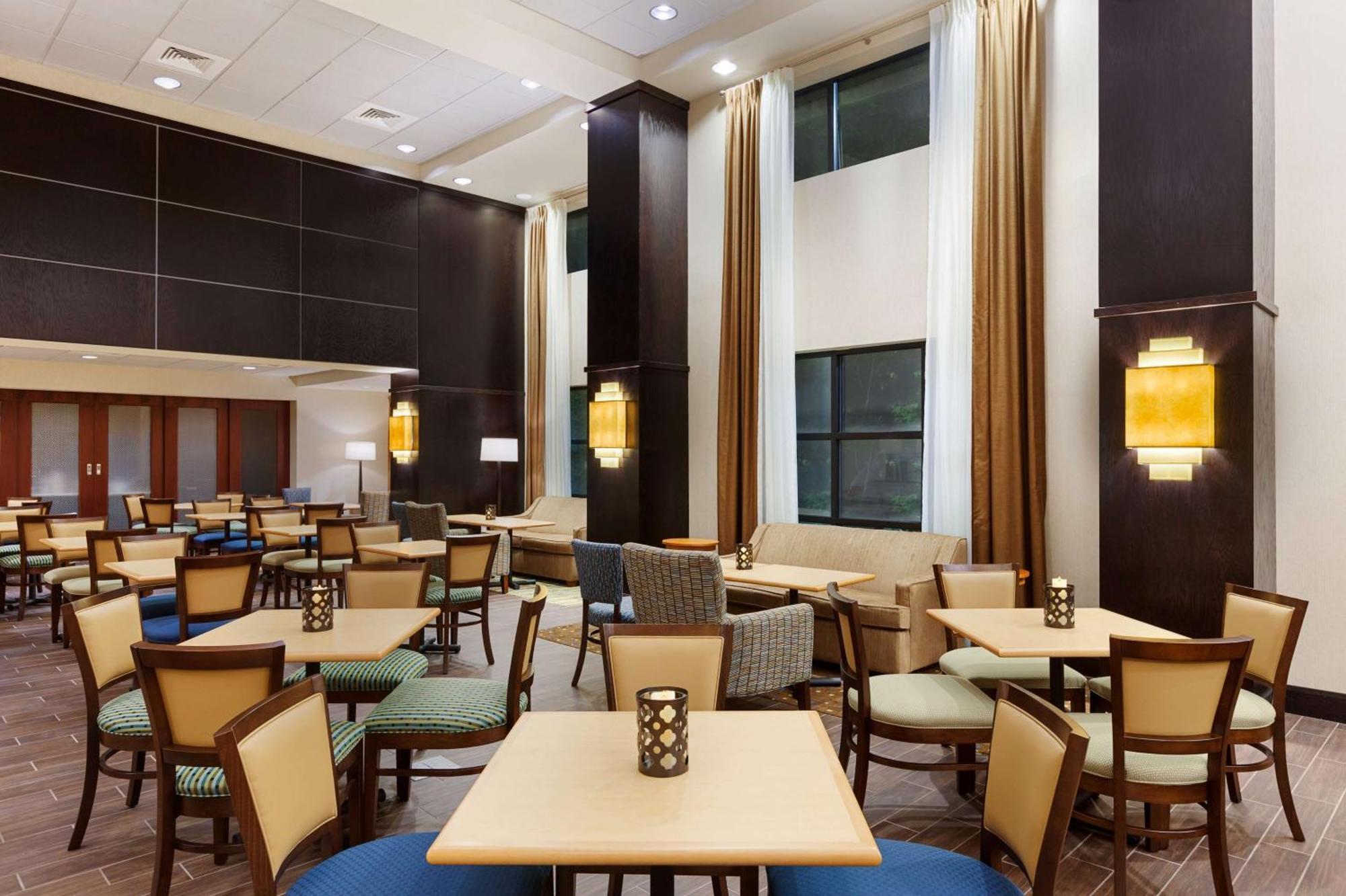 Hampton Inn And Suites Camp Springs Kültér fotó